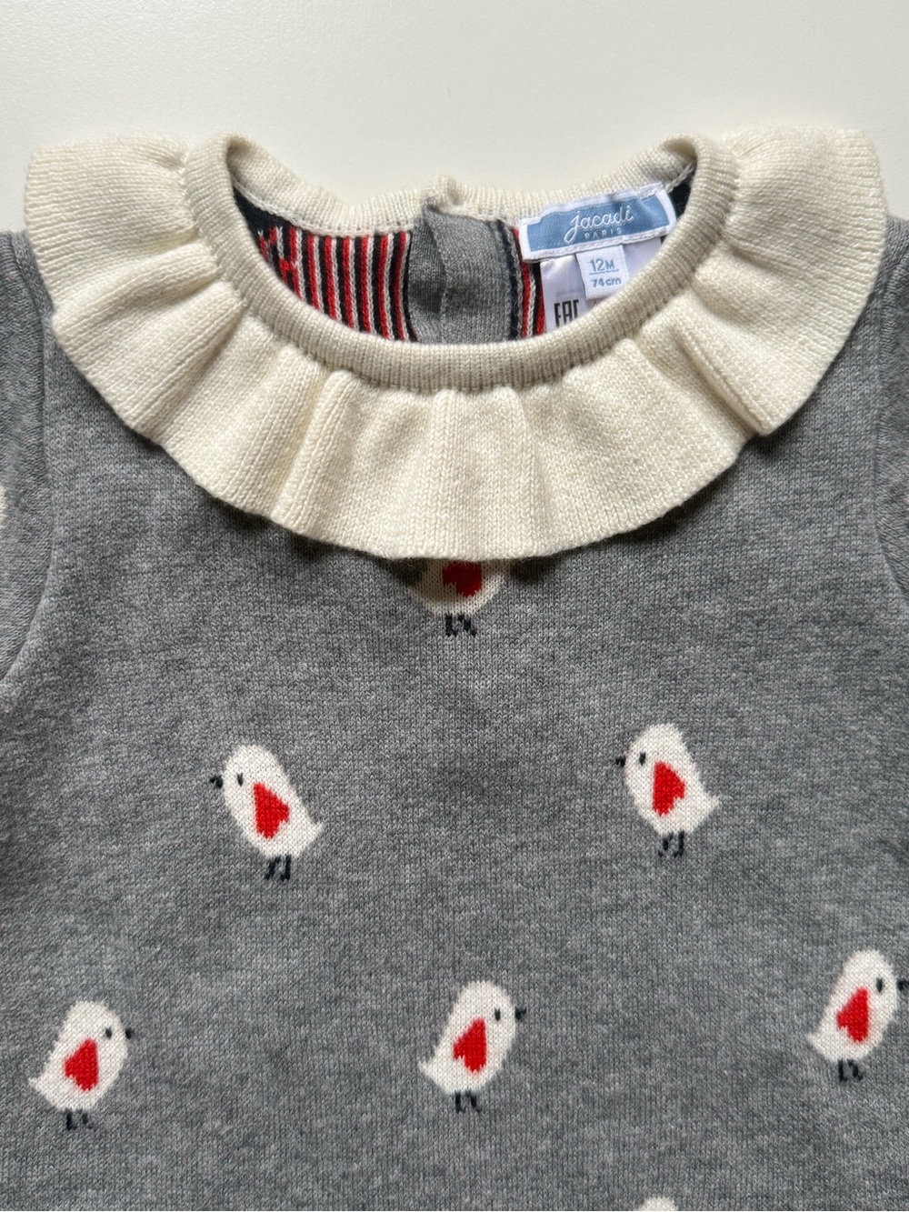 Jacadi Gray Knit One-Piece w/ Ivory Ruffle Collar & Valentine Bird Pattern - 12M - Picture 5 of 15